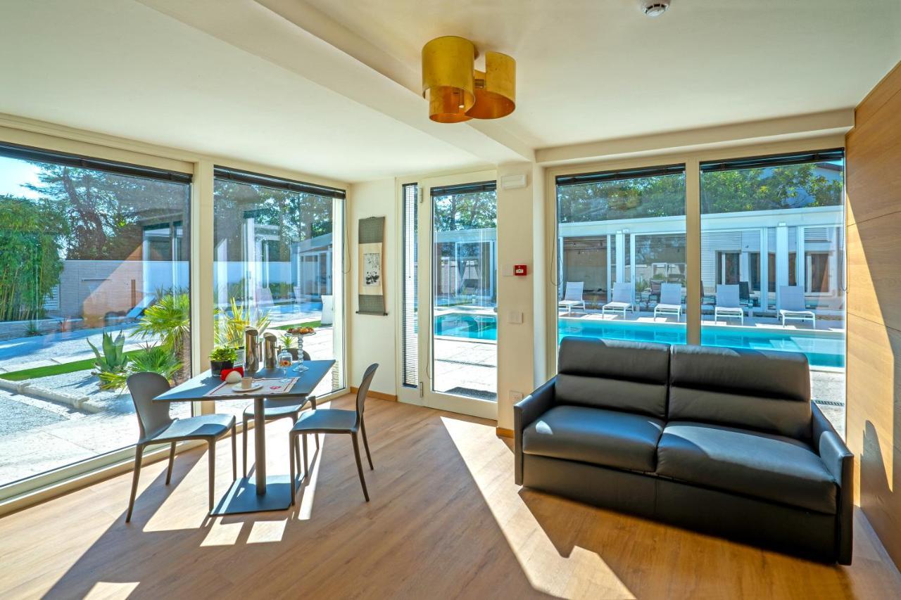 Villa Vittoria B&B - Wellness Terme di Miradolo エクステリア 写真