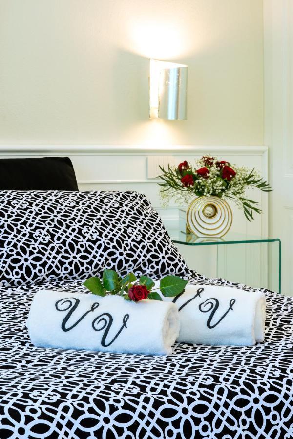 Villa Vittoria B&B - Wellness Terme di Miradolo エクステリア 写真