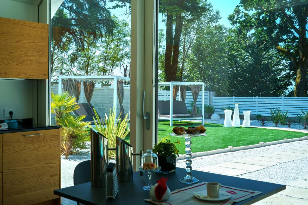 Villa Vittoria B&B - Wellness Terme di Miradolo エクステリア 写真